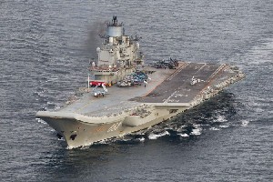 Kapal Induk Milik Rusia Terbakar, Ini Penyebabnya